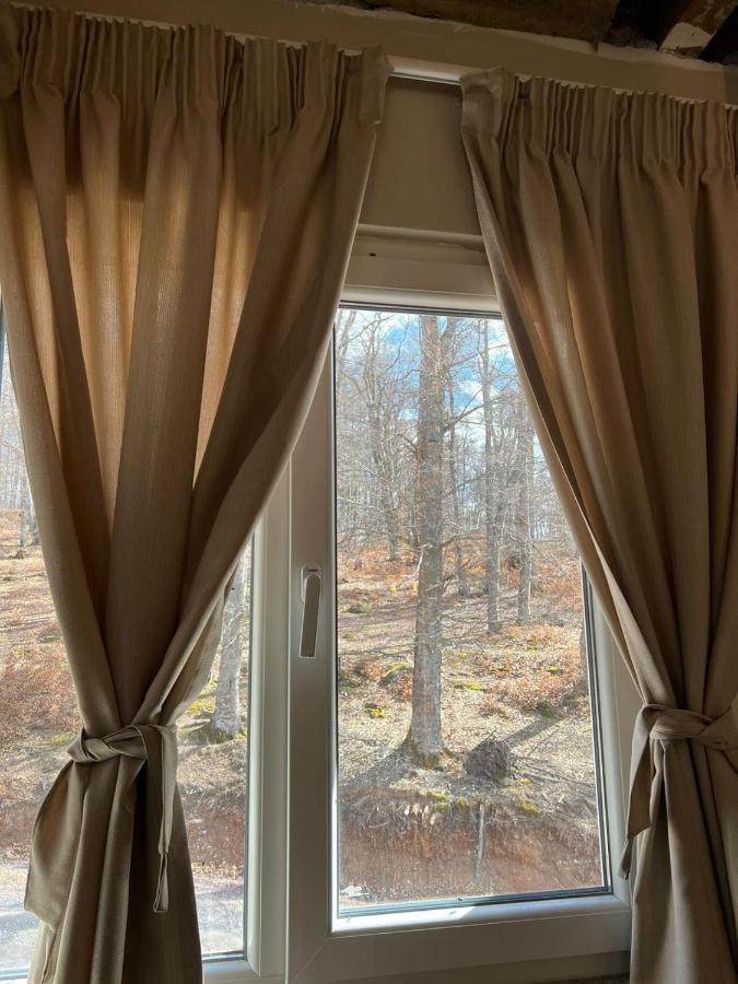 Bujtina Shehu Hotell Kukes Eksteriør bilde